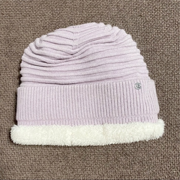 lululemon athletica Accessories - Lululemon Sweet and Sherpa Beanie One Size